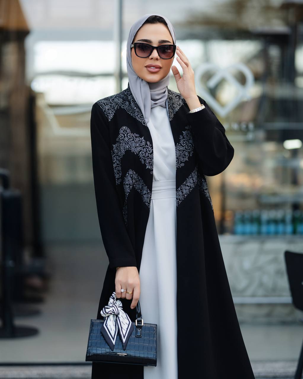 Black crepe abaya with white embroidery
