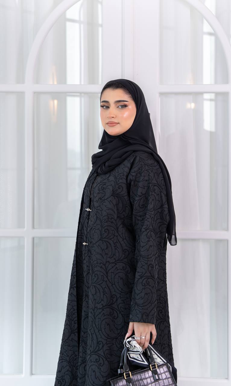 عباية بخام الجاكار باللون الاسود . C:1081