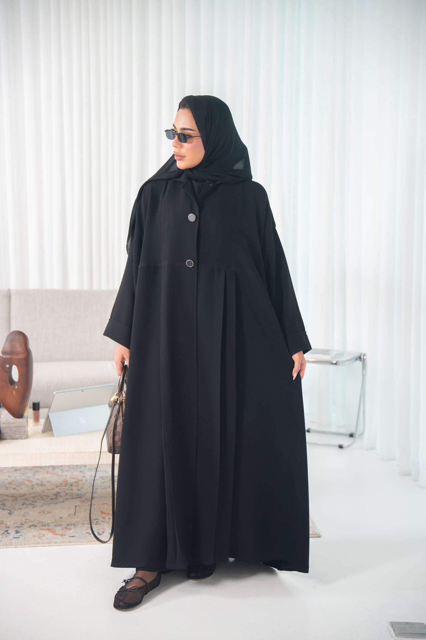 عباية ليالي – أناقة كلاسيكية في كريب كوبا