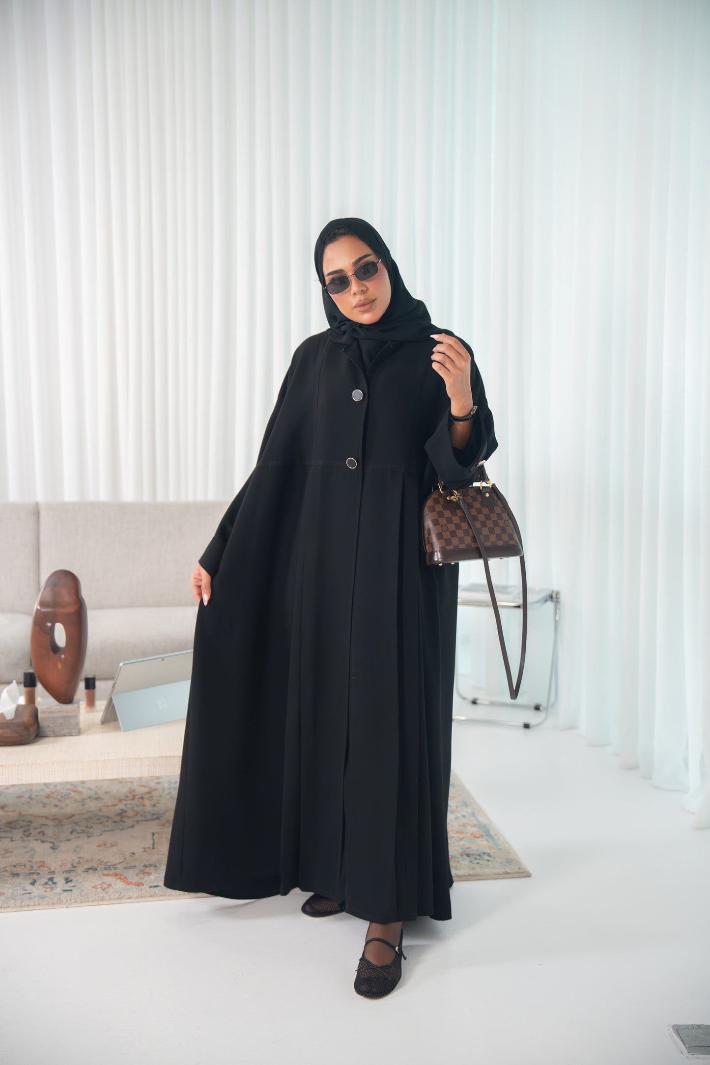 عباية ليالي – أناقة كلاسيكية في كريب كوبا