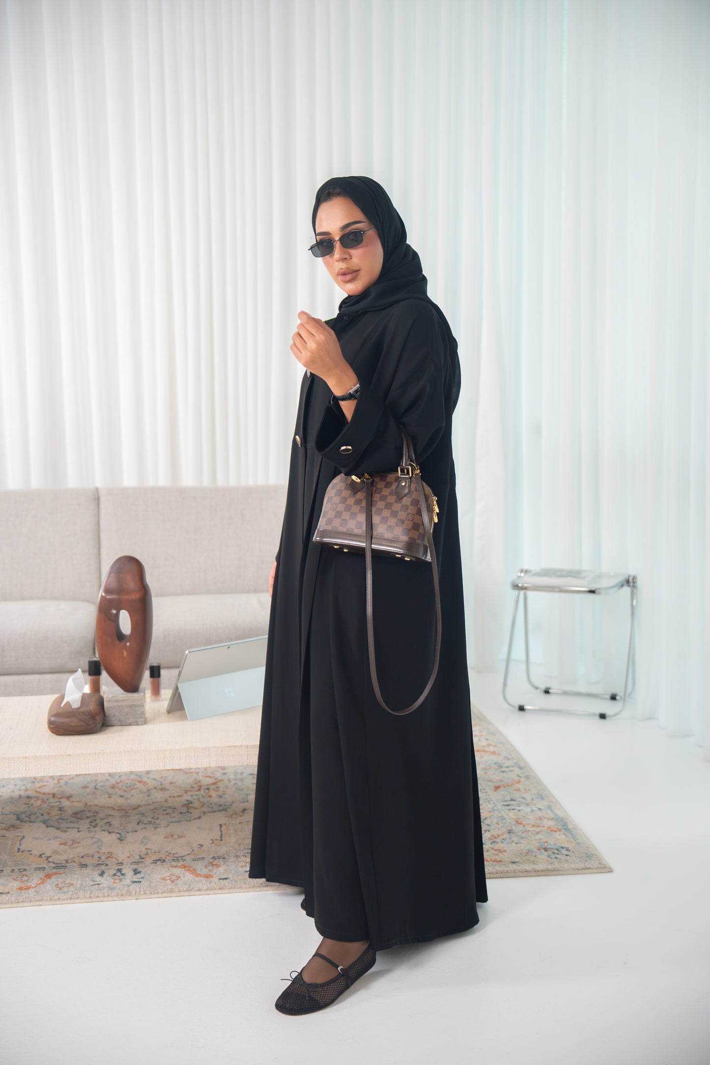 عباية ليالي – أناقة كلاسيكية في كريب كوبا