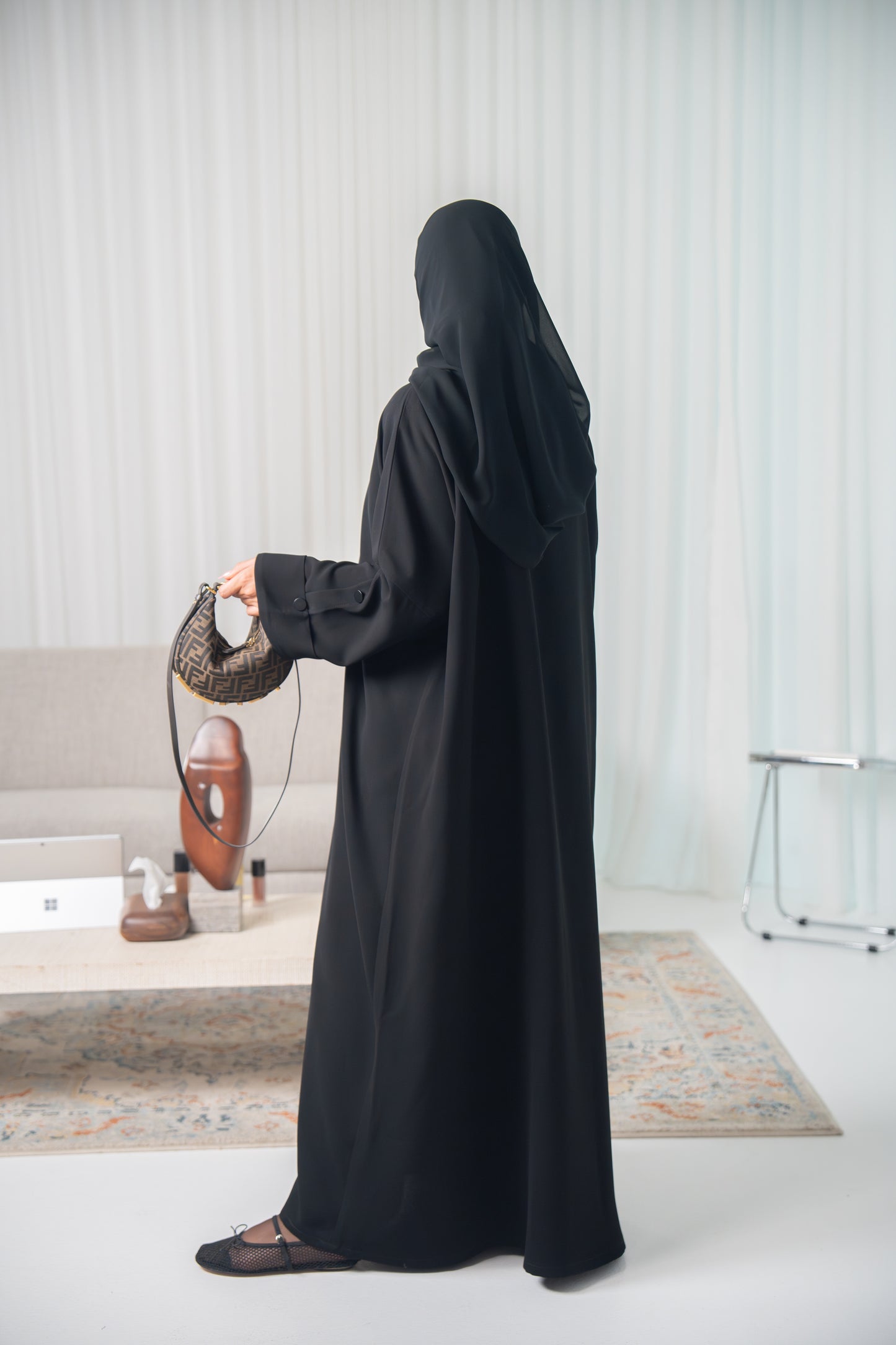 عباية سحر - بساطة راقية في كريب كوبا