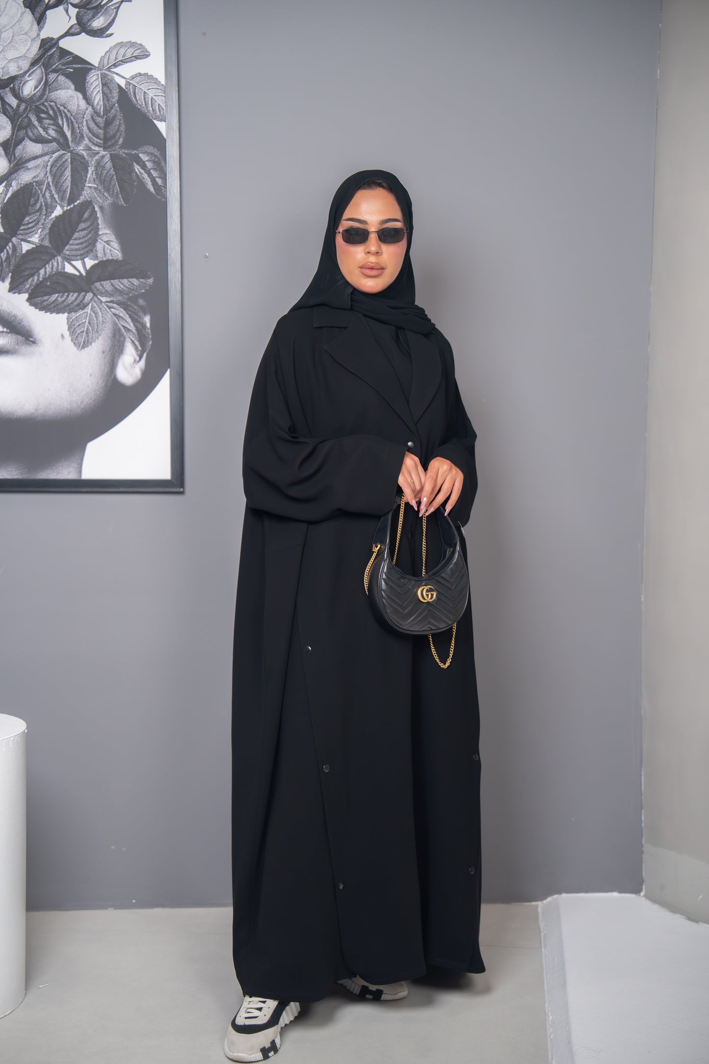 عباية نوران - تصميم أنيق من الكريب الكوبي