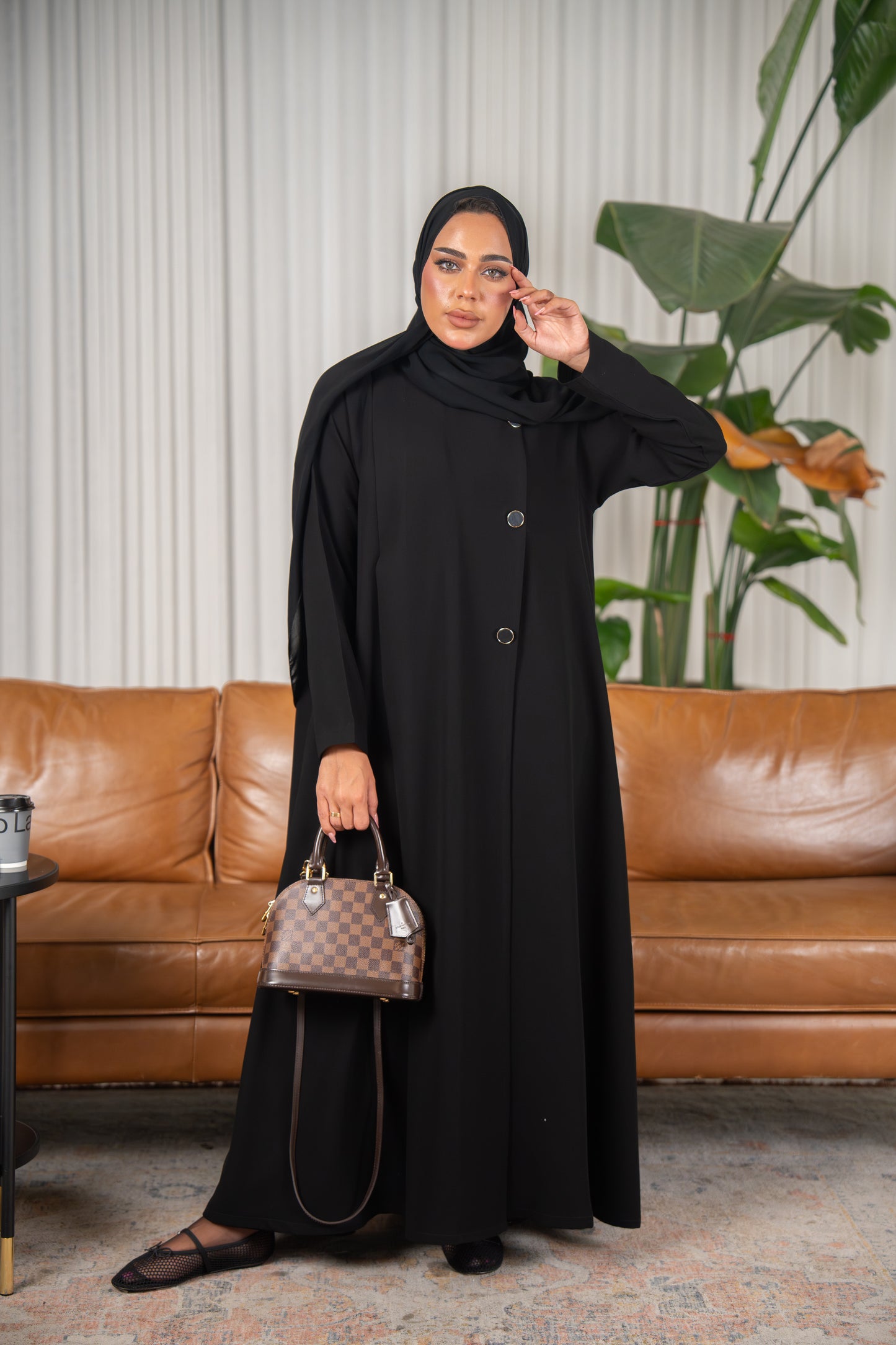 عباية دانا - بساطة جريئة في كريب كوبا