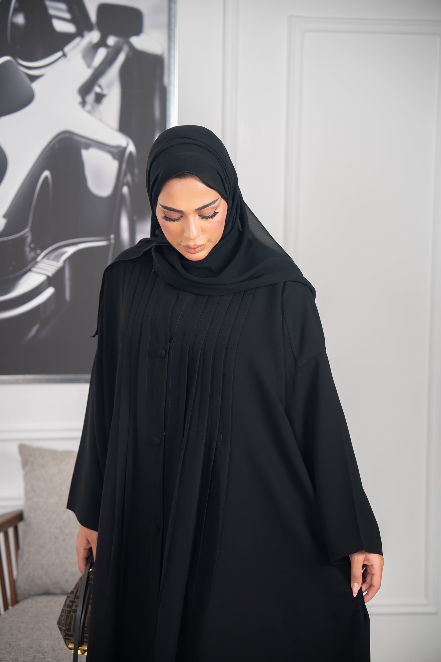 عباية الطايرة - أناقة مطوية في الحركة