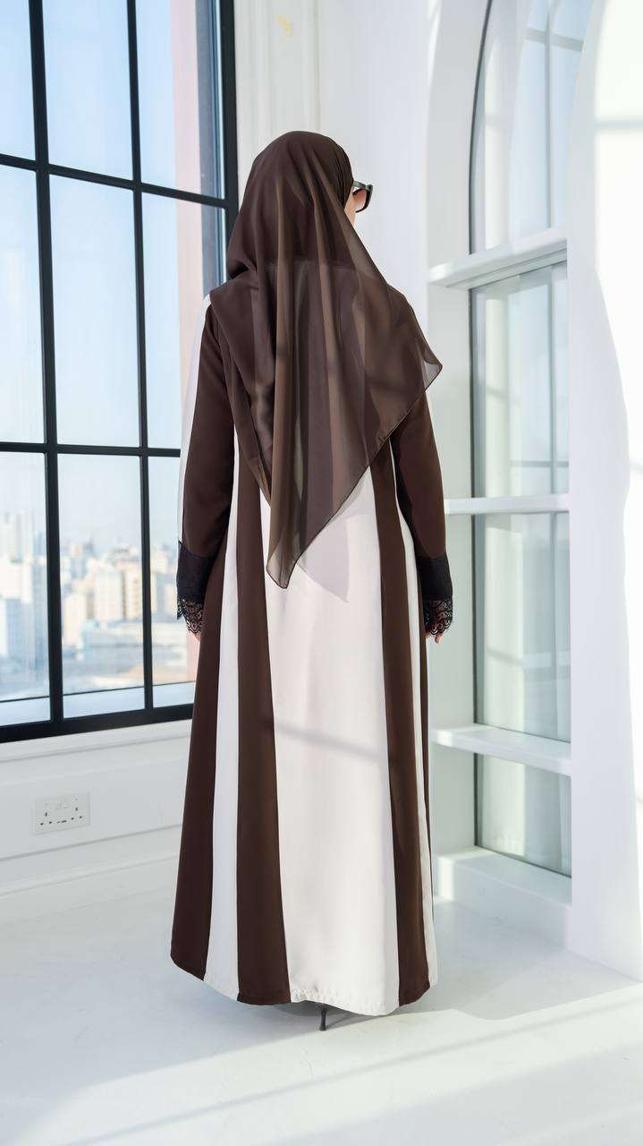 عباية كريب مع دانتيل . C:1091