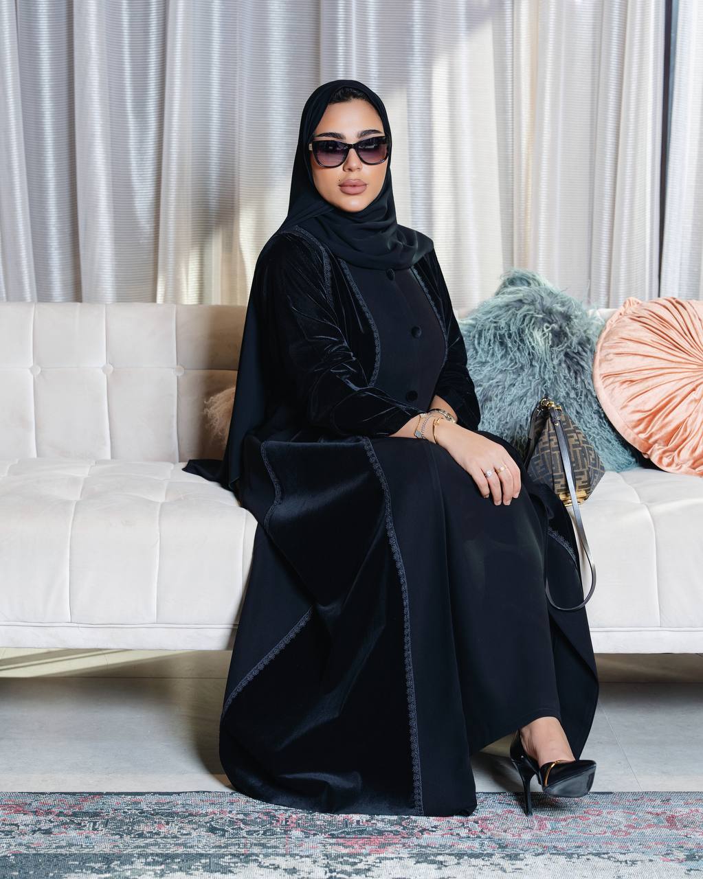 crepe abaya with velvet in black