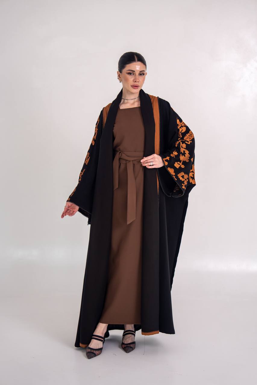 Velvet bisht abaya with embroidered crepe