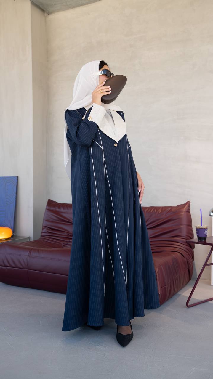 Linen abaya in navy blue . C:1097