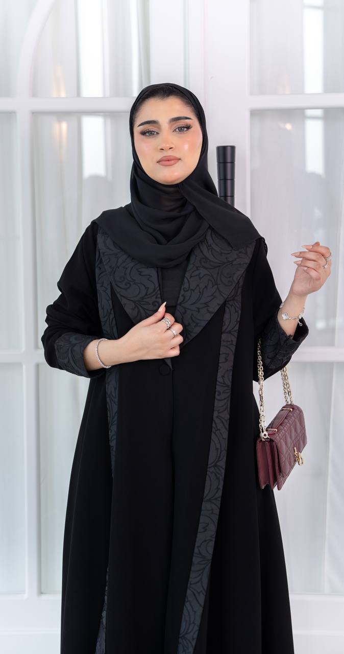Black crepe abaya with jacquard. C:1082