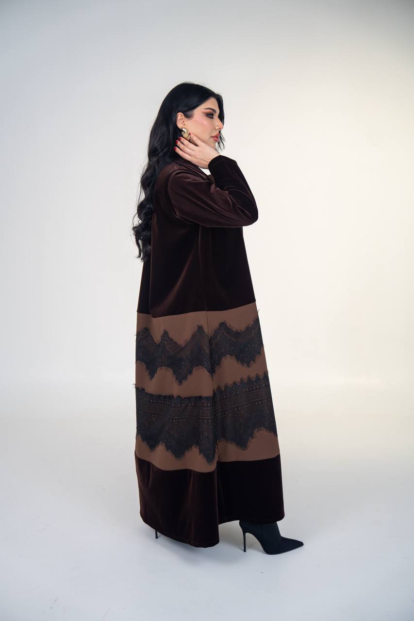 عباية بليزر مخمل و كريب مع جوبير