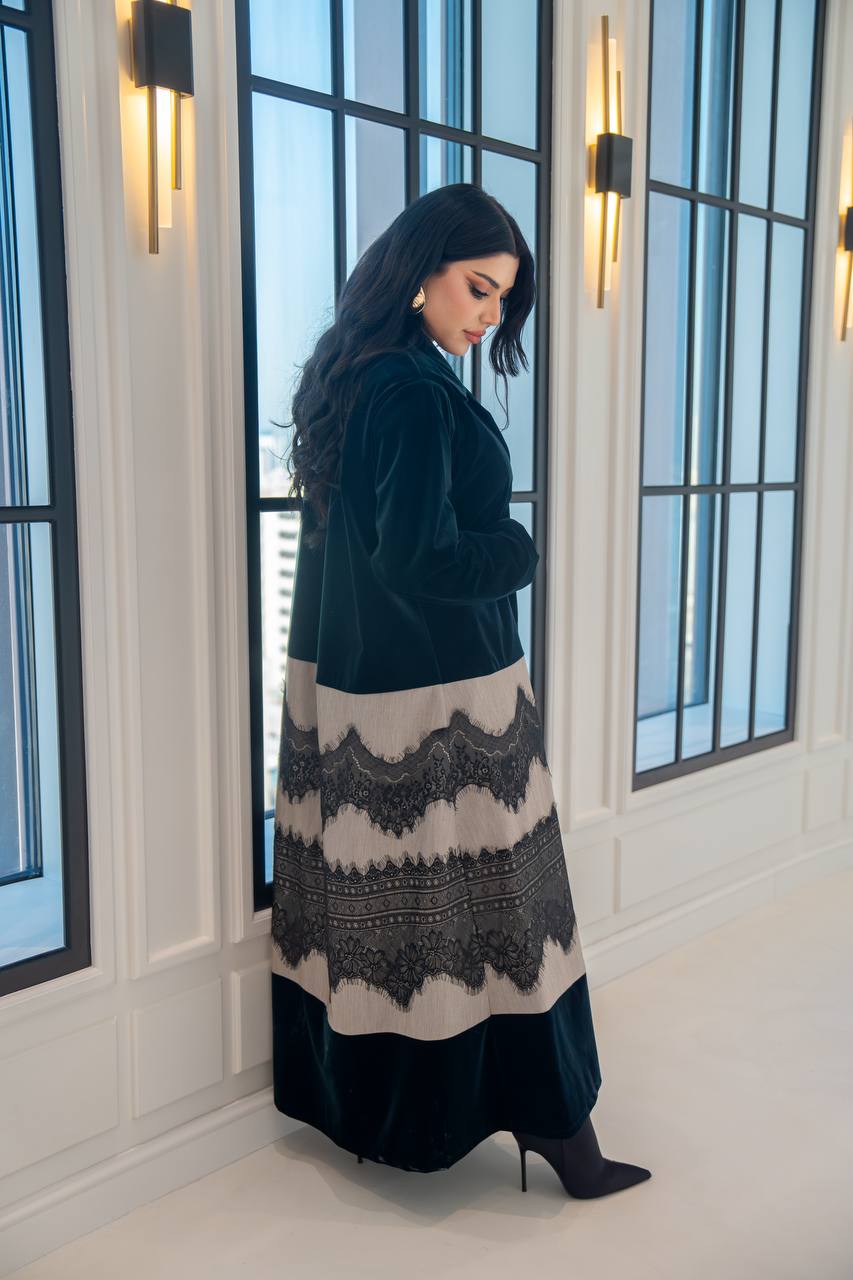 عباية مخمل و كريب مع جوبير 