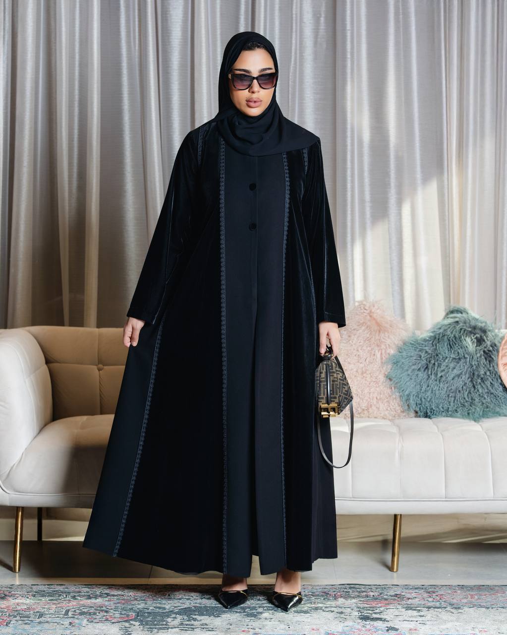 crepe abaya with velvet in black