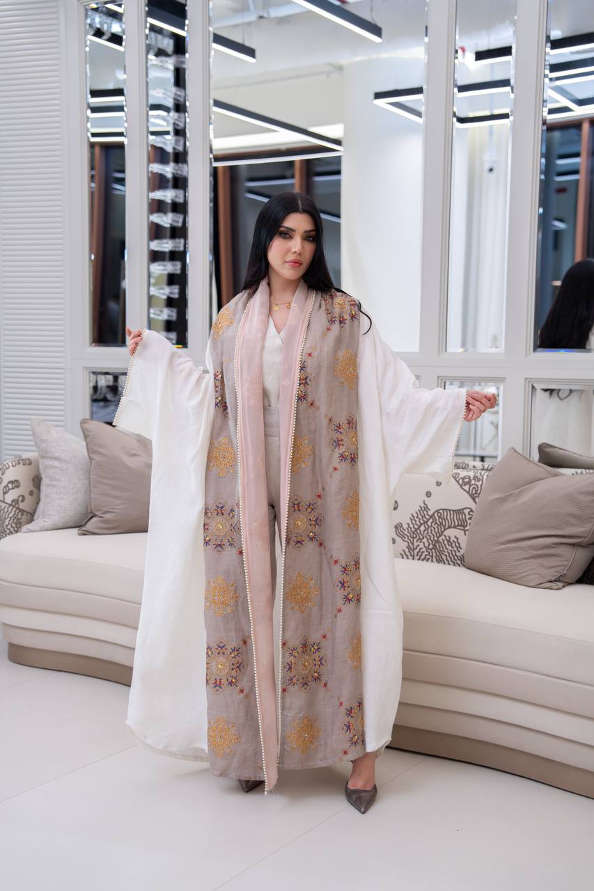 عباية بشت لينن مع شك و تطريز 