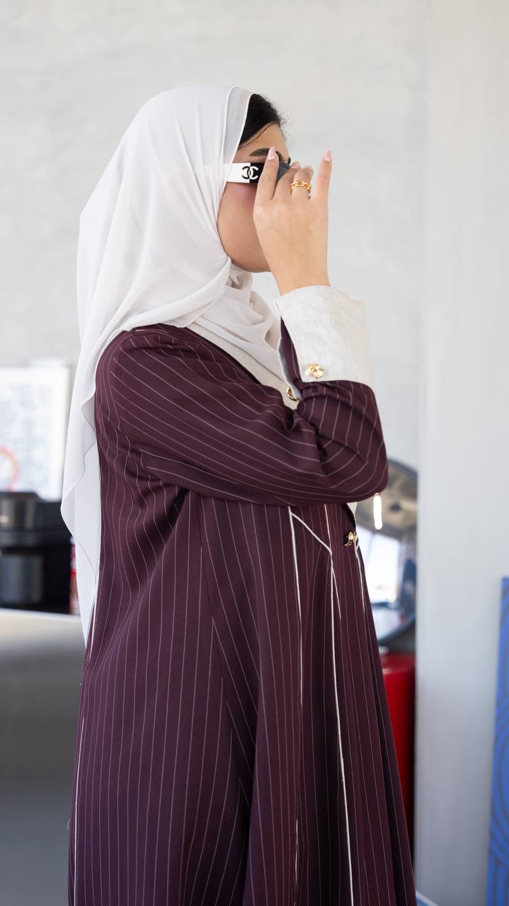 Linen abaya, burgundy color. C:1097