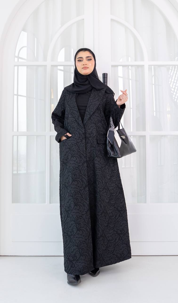 عباية بليزر بخام الجاكار باللون الاسود . C:1085 
