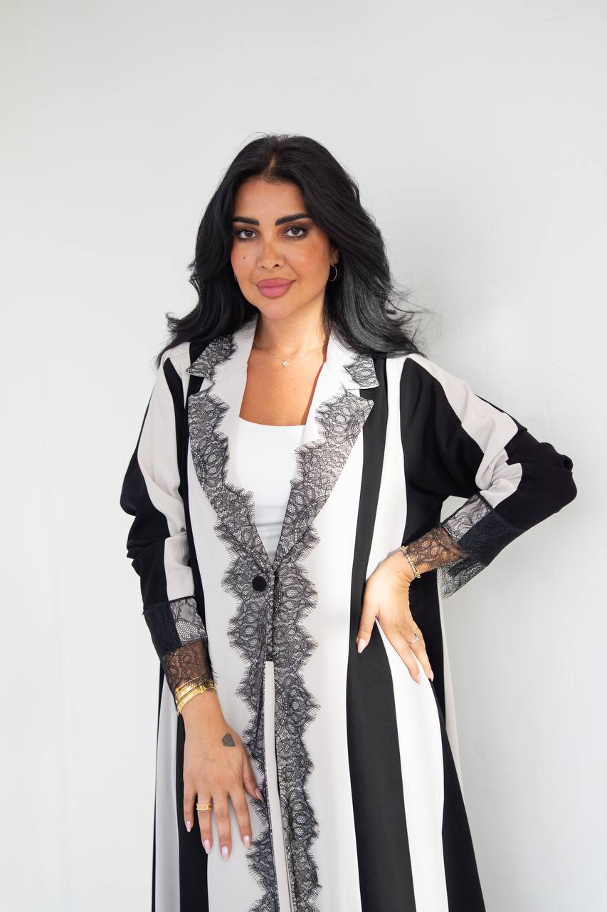 Crepe blazer abaya with lace. C:1091