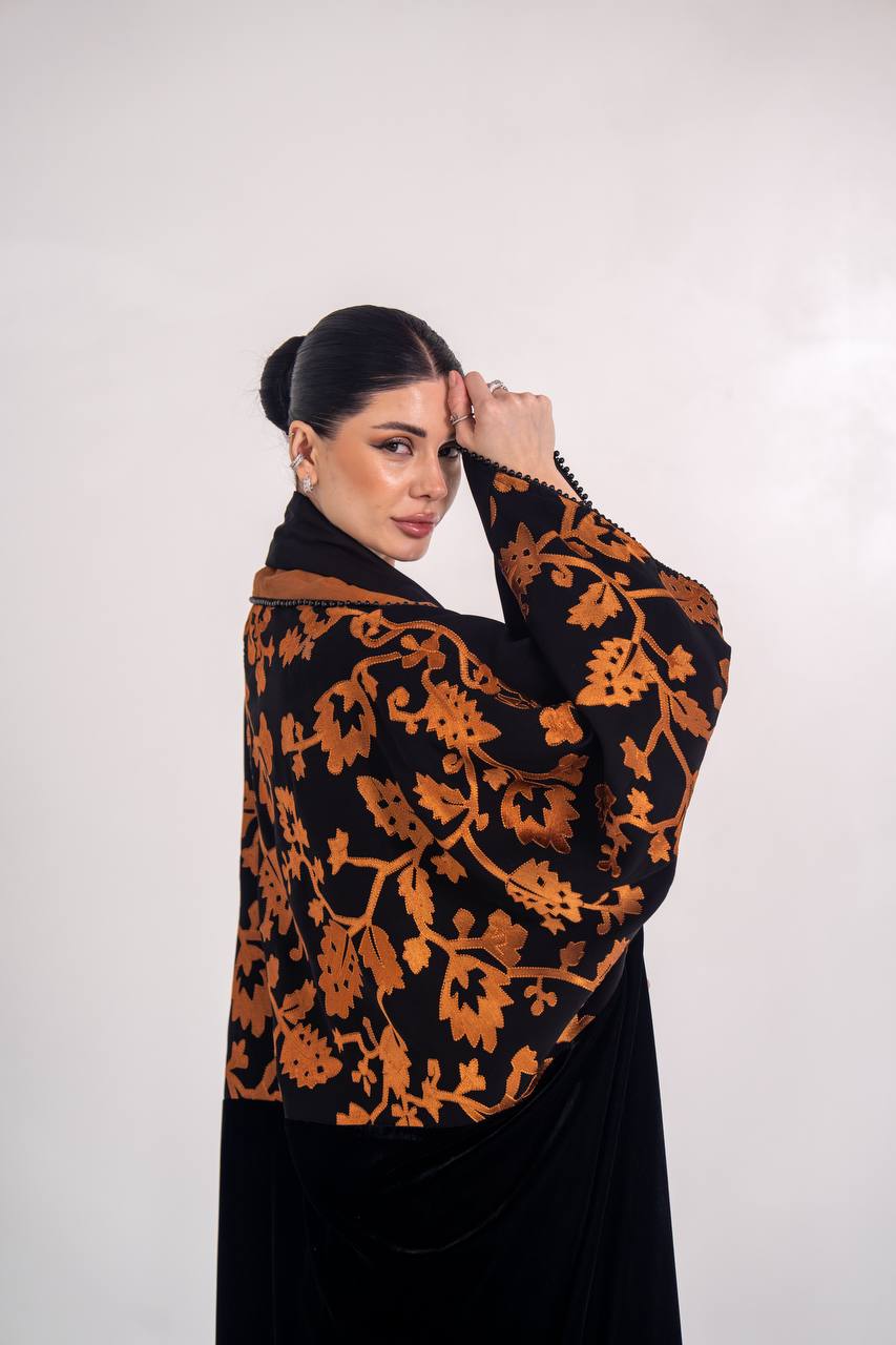 Velvet bisht abaya with embroidered crepe