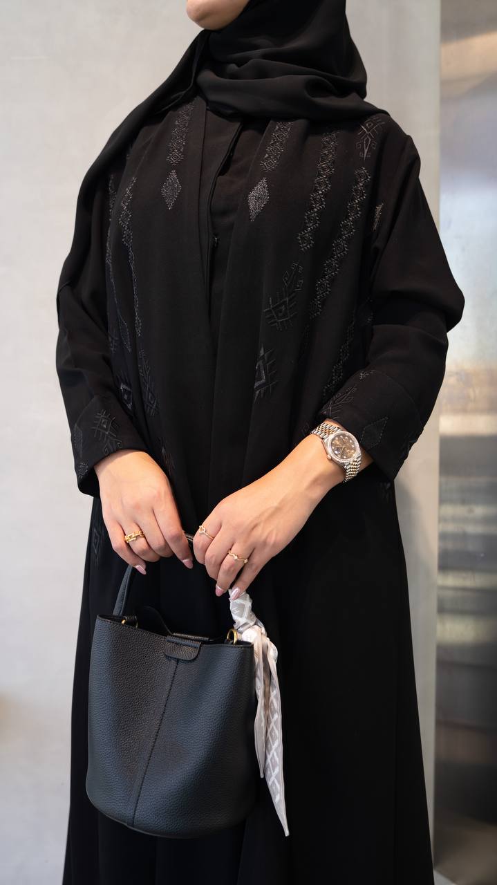 black crepe abaya. C:1102