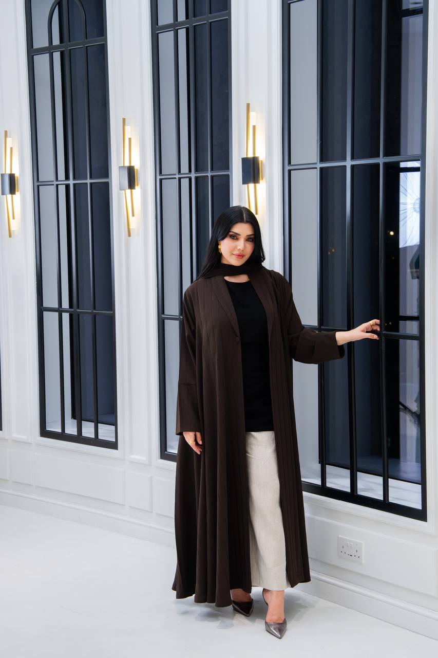 عباية بليزر كريب باللون البني 