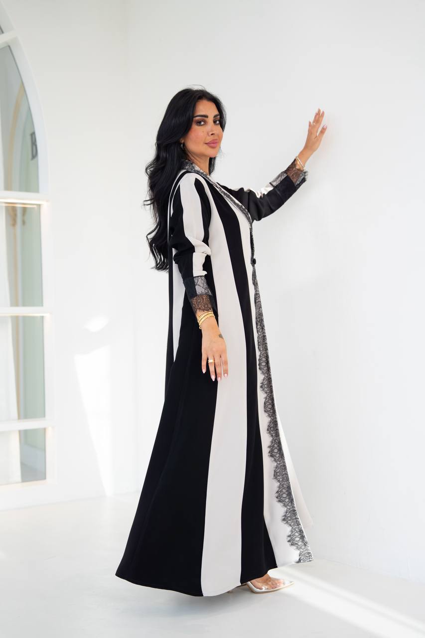 Crepe blazer abaya with lace. C:1091