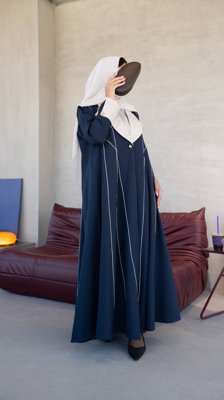 Linen abaya in navy blue . C:1097